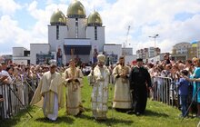Фото 36: В рамках святкування 20-річчя візиту до України Івана Павла ІІ, у Львові відбулась святкова Архиєрейська Літургія