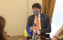 Фото 4: Андрій Садовий привітав тимчасово повірену у справах США у Львові