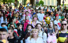 Фото 4: У Львові вперше відбувся масштабний Фестиваль дошкілля «Грай. Мрій. Твори»: тисячі дітей, батьків та вихователів стали казковими героями (відео)