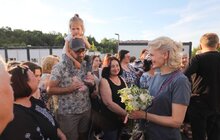 Фото 9: Мер Фрайбурга відвідав переселенців, які мешкають у модульному містечку на Сихові
