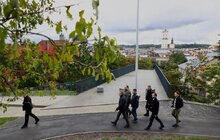 Фото 15: Учасники ІХ Всеукраїнського форуму місцевого самоврядування у Львові вшанували пам’ять полеглих захисників України