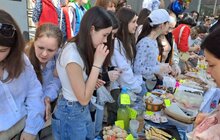 Фото 5: Школи Львова проводять благодійні ярмарки до Дня міста