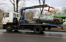 Фото 11: У Львові почали евакуйовувати покинуті автівки (відео)