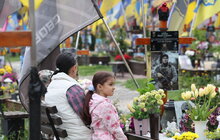 Фото 12: Митрополит Епіфаній сьогодні у Львові вшанував пам’ять полеглих Героїв (відео)