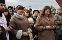 Фото 10: З нагоди Дня пам'яті Героїв Небесної Сотні у Львові підняли прапор Андрія Дигдаловича, який загинув на Майдані (відео)