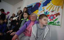 Фото 4: Колишній мешканець «Маріяполіса» повернувся у модульне містечко, щоб викладати англійську за допомогою унікальної методики