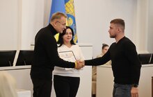 Фото 1: У Львові нагородили 100 талановитих спортивних тренерів