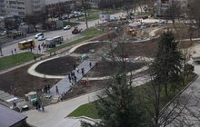 Фото 12: Біля корпусу реабілітації НЕЗЛАМНІ ростимуть дерева трьох міністерств та Червоного Хреста