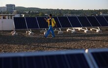 Фото 2: Сонячна електростанція на даху багатоповерхівки: ОСББ у Львові провело особливу екскурсію