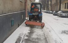 Фото 22: Усі комунальні служби залучені до прибирання міста від снігу