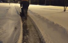 Фото 6: Для посипання доріг від ожеледиці минулої доби використано 513 м3 піскосуміші та 212 м3 солі