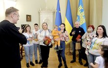 Фото 12: “Дякуємо за справжнього Захисника” - у Львові вручили подяки рідним захисників 24-ї бригади, які захищають Україну