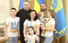 Фото 16: “Дякуємо за справжнього Захисника” - у Львові вручили подяки рідним захисників 24-ї бригади, які захищають Україну