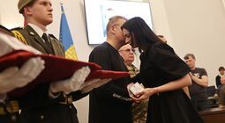 У мерії Львова посмертно нагородили львів'ян, які з 2014 року обороняли незалежність України (фото/відео)