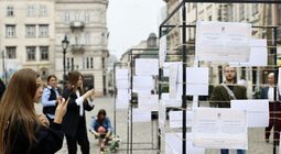Дипломи, які ніколи не видадуть: у Львові вшанували пам’ять загиблих внаслідок російської агресії студентів