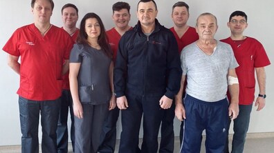 Фото: За одну добу львівські медики врятували двох чоловіків з великою аневризмою аорти та клубових артерій