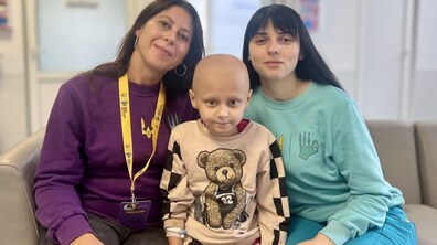 Фото: Львівські лікарі врятували 8-річну дівчинку з дуже рідкісною злоякісною пухлиною