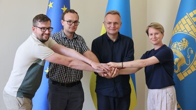 Фото: Філія Чеської організації «Людина в біді» поглиблює співпрацю щодо підтримки постраждалих від війни: у міськраді підписали меморандум