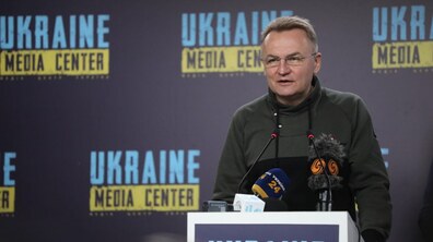 Фото: Андрій Садовий звернувся до МВС, щоб пікапи зі штрафмайданчиків у Львові якнашвидше передали військовим