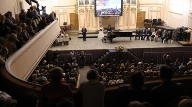 Фото: Мер Львова привітав учасників конкурсу скрипалів ім. О. Криси