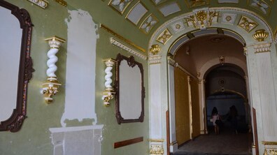 Фото: Місто продає один з найдорожчих об’єктів — завтра стартує аукціон з продажу нежитлових приміщень на площі Ринок, 19, 20 та 21