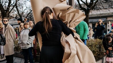 Фото: Затамувавши подих: Львівський муніципальний мистецький центр кличе на виставку Ярини Шумської