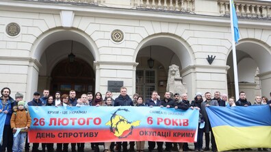 Фото: З нагоди 6-ої річниці окупації Криму Росією у центрі Львова відбулась акція-протест «Крим — це Україна!»