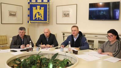 Фото: На території Львова призупинено роботу всіх візових центрів, — рішення міської комісії ТЕБ та НС
