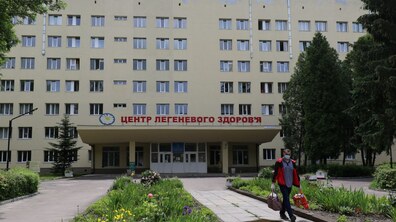 Фото: За останню добу проведено 821 ПЛР-тест, з яких 137 — позитивні