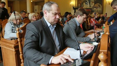 Фото: «Галичартбуд» передає місту у пожертву нежитлові приміщення на просп. Червоної Калини, 58
