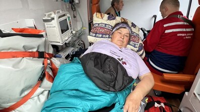 Фото: У Львові лікують 68-річну жінку з Луганщини, яка отримала наскрізне поранення під час евакуації і дивом вижила