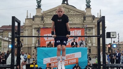 Фото: У Львові відбувається чемпіонат України зі стріт воркауту