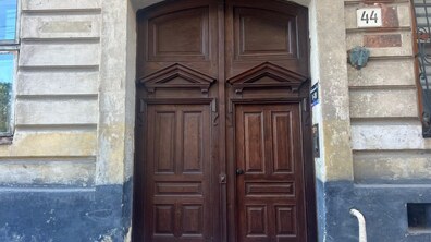 брама після реставрації