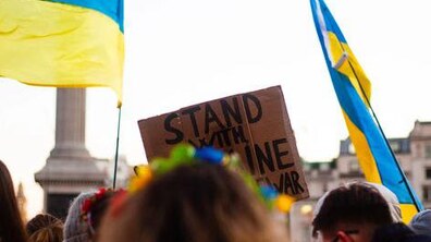 Фото: Мер Львова закликав українців, які є за кордоном, вийти на мітинги, щоб нагадати світу, що в Україні продовжується війна