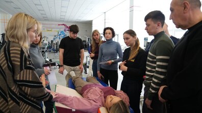 Фото: Як лікувати опіки: медики з Дніпра та Житомира переймали досвід лікарів центру UNBROKEN у Львові