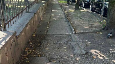 стан тротуарного покриття на вул. Архітекторській