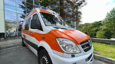 Фото: Міській дитячій лікарні Львова подарували реанімобіль