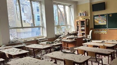Фото: Які школи Львова постраждали від ракет та коли діти зможуть повернутись за парти