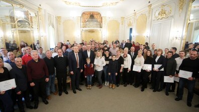 Фото: Найкращі дитячі тренери Львова отримали по 25 тисяч гривень від міста