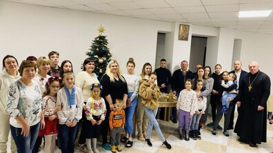 Фото: Для мешканців модульних містечок організували традиційний Святвечір