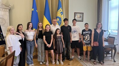 Фото: Діти загиблих воїнів поділилися враженнями з мером Львова від поїздки у Сіетл (США)