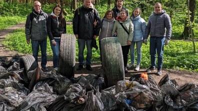 Фото: Понад 2 тисячі людей взяли участь у щорічній міській толоці