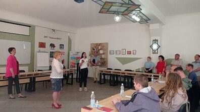 Фото: У Львові переселенців безкоштовно навчають професії столяра