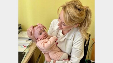 Фото: Львівська лікарка допомогла жінці здолати безпліддя