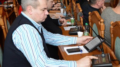 Фото: Сесія підтримала петицію про негайне впровадження електронного квитка