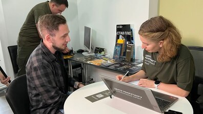 Фото: У Львові відкрили другий центр рекрутингу української армії (відео)