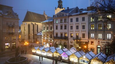 Фото: Цьогоріч на новорічно-різдвяні свята до Львова приїхала рекордна кількість туристів