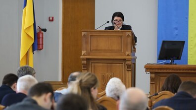 Фото: «Ми розпочинаємо уніфіковано-дистанційне навчання для всіх учнів міста Львова», — Галина Слічна
