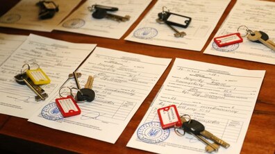 Фото: Сім’ям бійців АТО урочисто вручили ордери на квартири у будинку на вул. Під Голоском