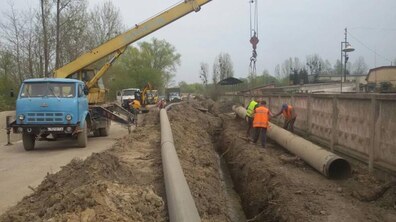 Фото: На вул. Пластова триває капітальний ремонт дороги